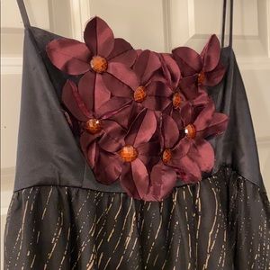 Amazing Anthro Dress! Size 8, chic flowers, black